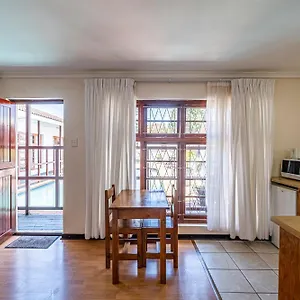 5 Third Avenue Gasthof
