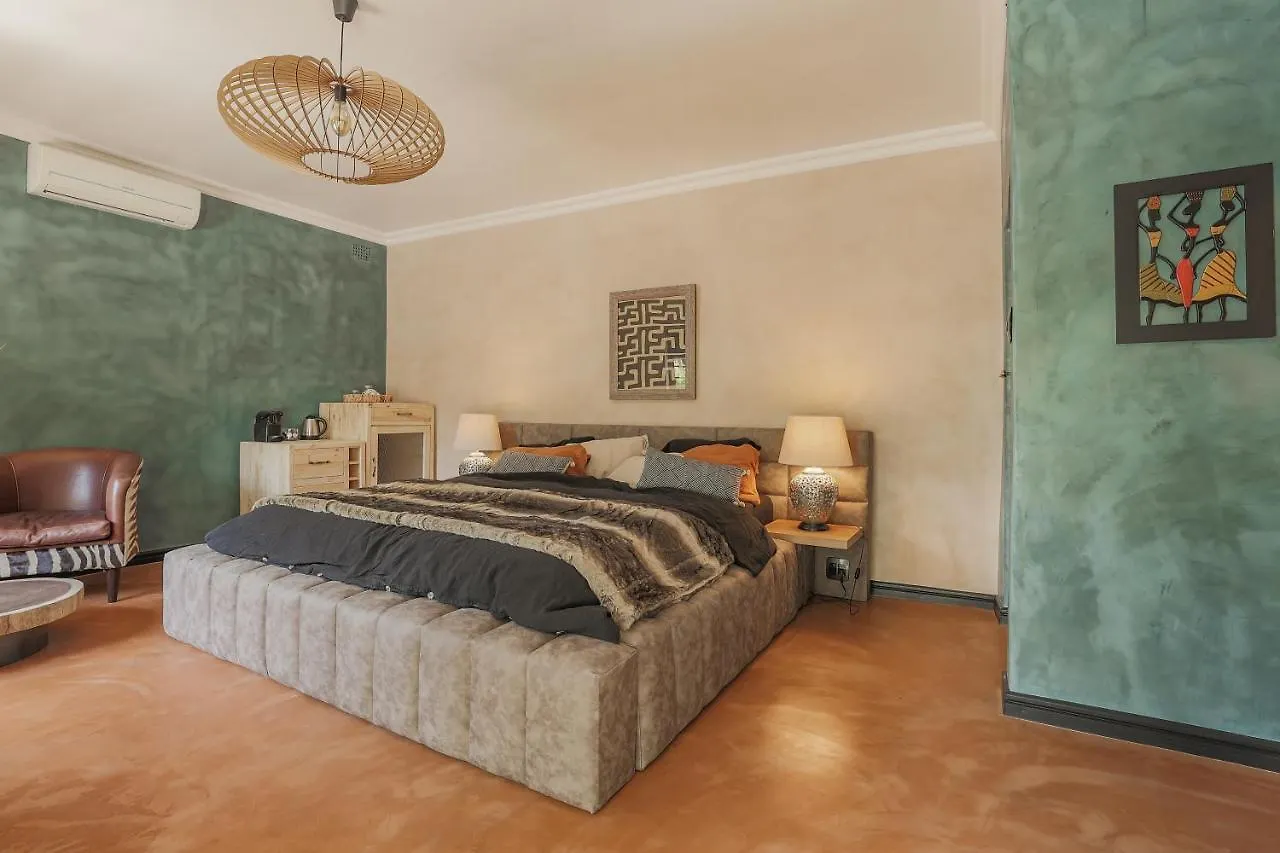 Maison d'hôtes YEBO Boutique Guesthouse Somerset West